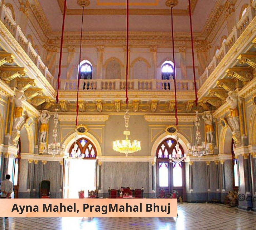 Ayna mahel, pragmahal bhuj